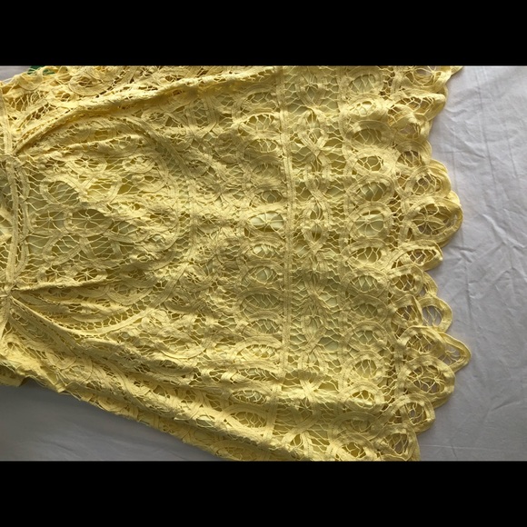NWT LILLY PULITZER FOLEY LACE SMALL STARFRUIT YELLOW GORGEOUS!! MSRP $398 - Picture 9 of 15